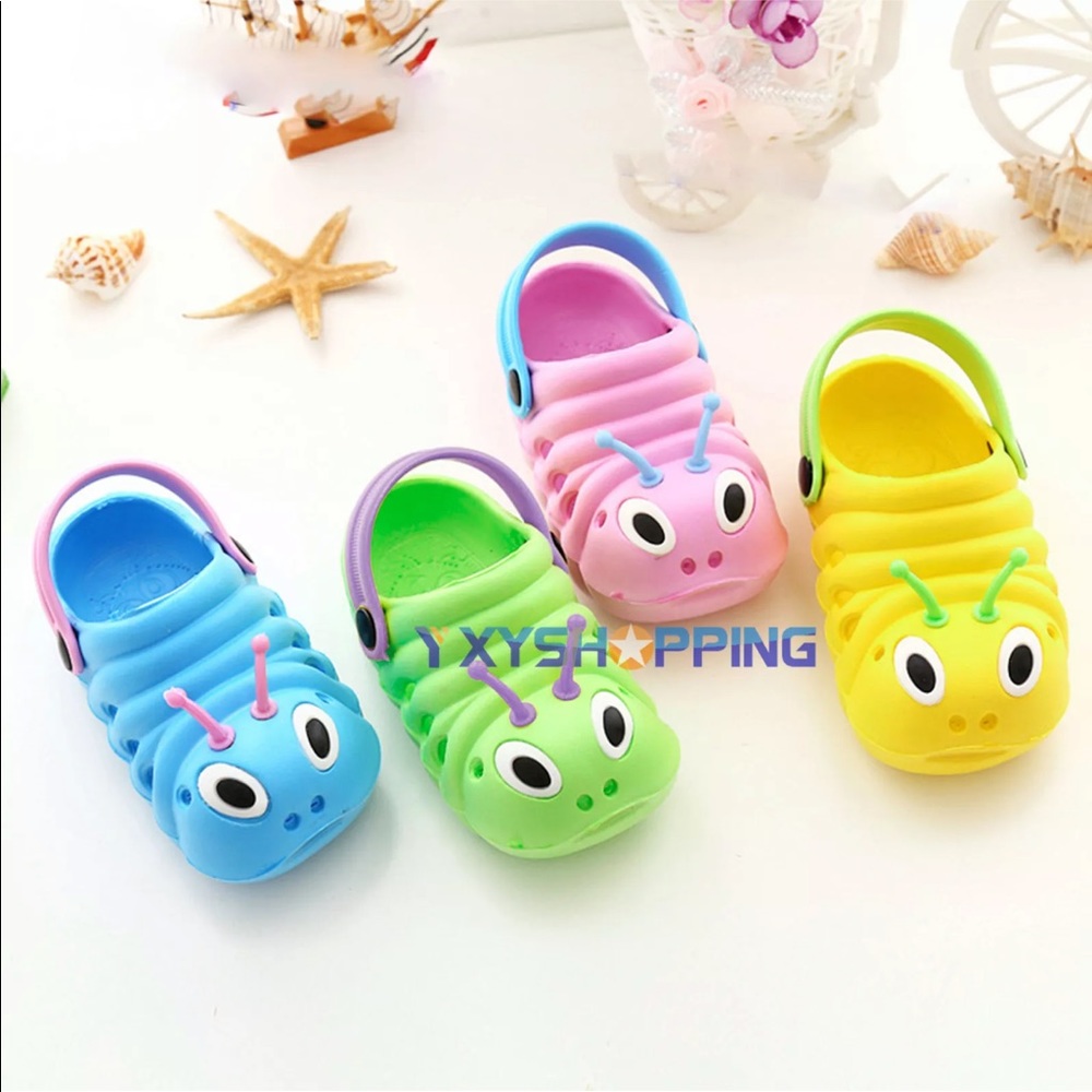 NWT Sweet little clogs slip ons for kids.